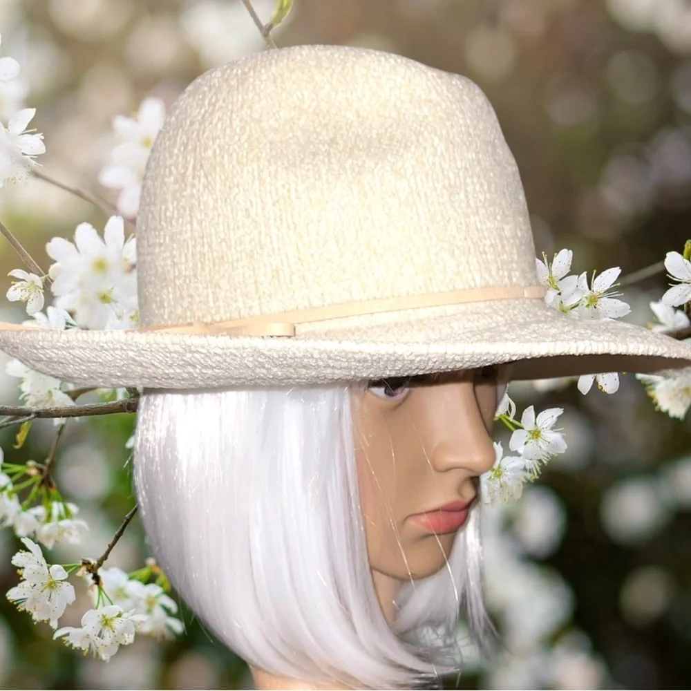 A new day Elegant Cream Women's Hat
